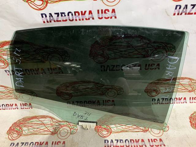 Скло задніх дверей, правих 68082404AB CHRYSLER