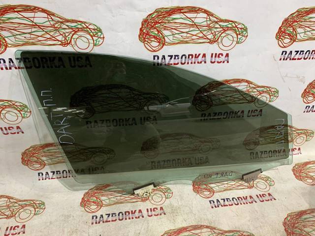 Скло передніх дверей, правих 68082406AC CHRYSLER