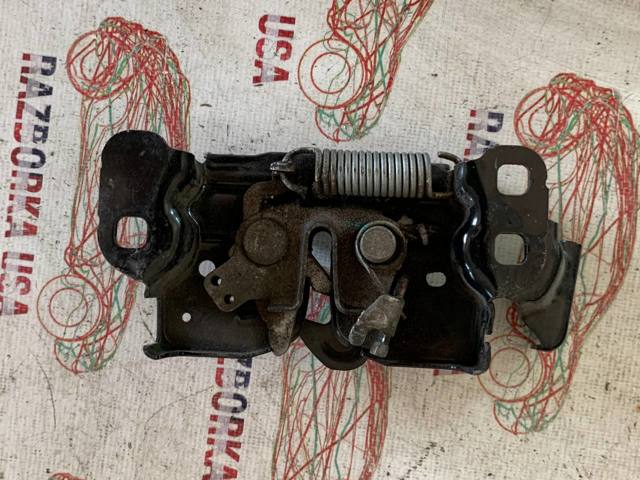 Замок кришки капота 68202833AA CHRYSLER