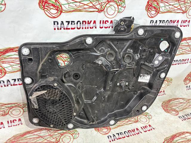 Склопідйомник передньої правої двері 68268758AA CHRYSLER
