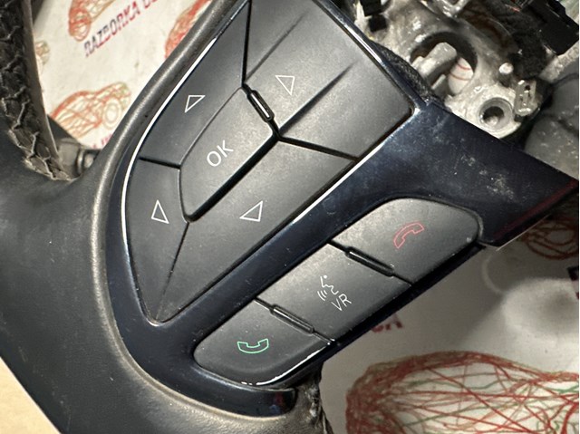 Блок кнопкових перемикачів кермового колеса 68321898AA CHRYSLER
