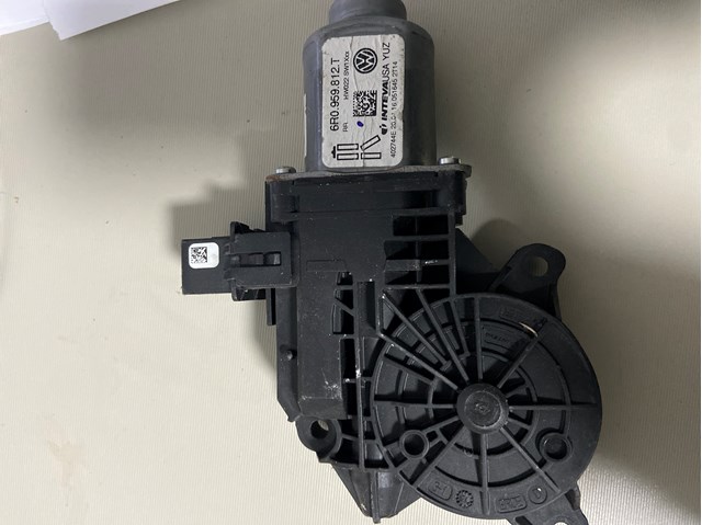 Двигун склопідіймача двері передньої, правої 6R0959812T VAG