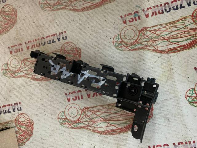 Напрямна переднього бампера, ліва 71198TRTA02 HONDA