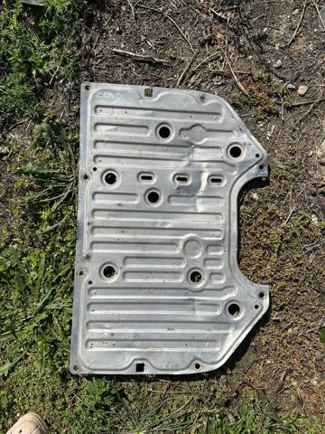 Захист моторного відсіку 74110TRWA00 HONDA