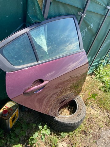 Двері задні, праві 77004A7010 HYUNDAI