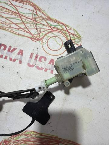Лічинка замка паливного бака 7703005011 TOYOTA