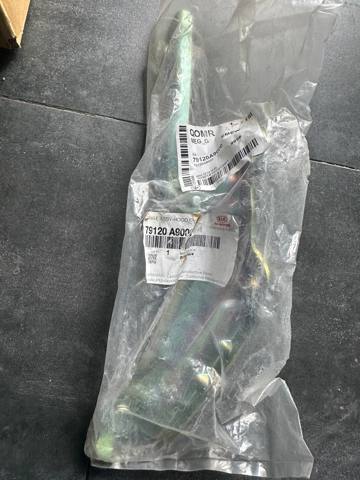 Петля капота, права 79120A9000 HYUNDAI