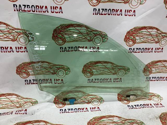 Скло передньої правої двері 803004GA0B NISSAN