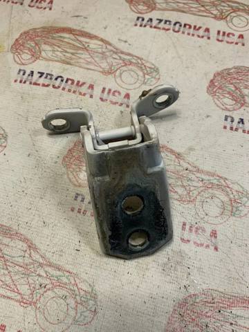 Петля передніх дверей права 804014GA0A NISSAN