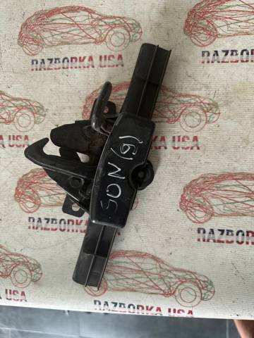 Замок кришки капота 811304R000 HYUNDAI