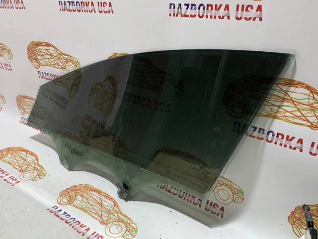 Скло передньої правої двері 824213S000 HYUNDAI