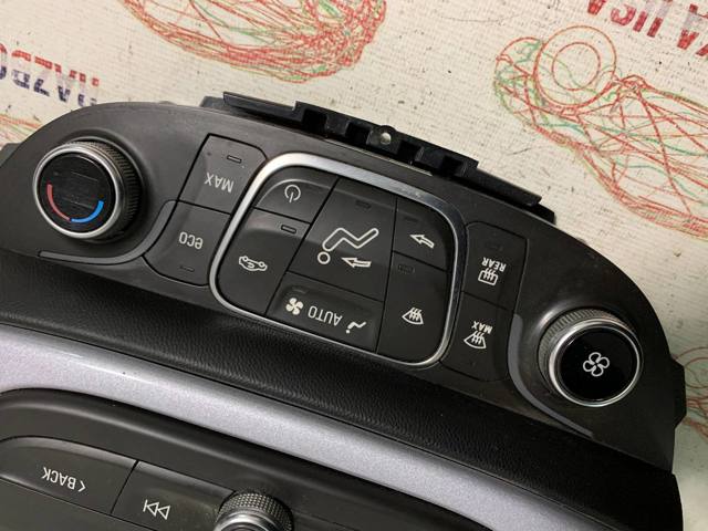 Механізм управління кондиціонером 84176059 GM