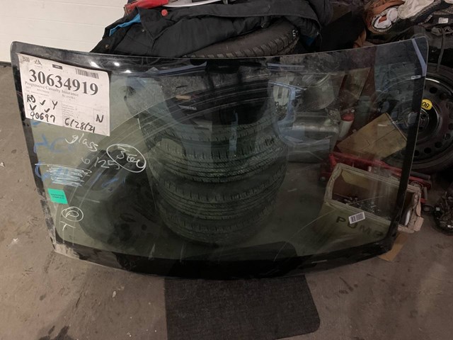 Автомобільне скло 86110F3000 HYUNDAI