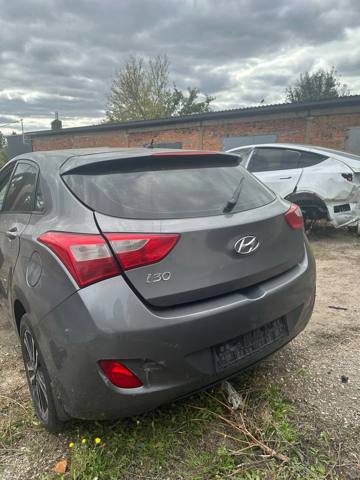 Спойлер даху 87211A6001 HYUNDAI