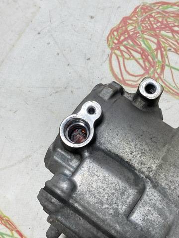Компресор кліматичної установки 8837033020 TOYOTA