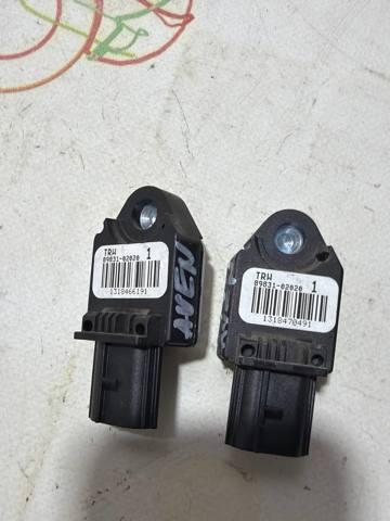 Датчик подушки безпеки 8983102020 TOYOTA