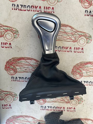 Рукоятка важеля КПП 8K1713139R VAG