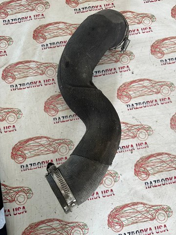 Патрубок дросельний 8R0145993 VAG