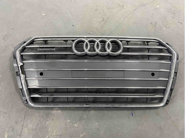 Облицювання радіатора 8W0853651BR VAG