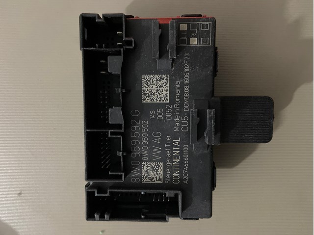 Блок комфорту передніх дверей 8W0959592G VAG