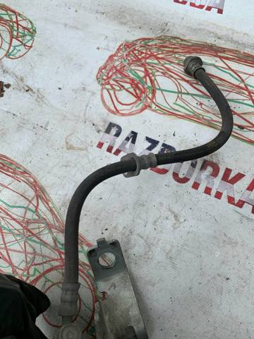 Гнучка гальмівна трубка задня 9094702H48 TOYOTA