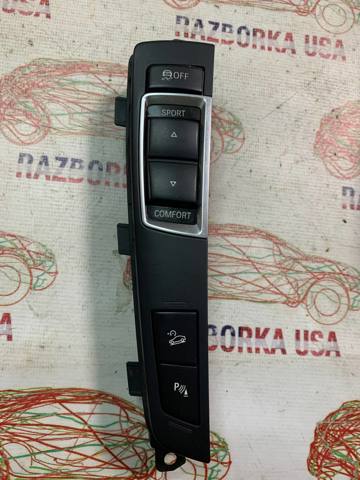 Блок кнопок центральної консолі 9202948 BMW