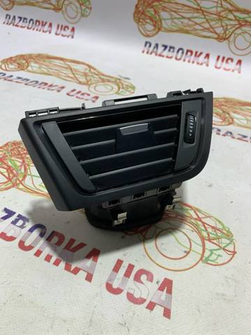 Решітка повітроводу права 9218550 BMW