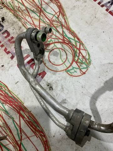 Шланг кондиціонера, від заднього випарювача до компресора 924464GB0A NISSAN