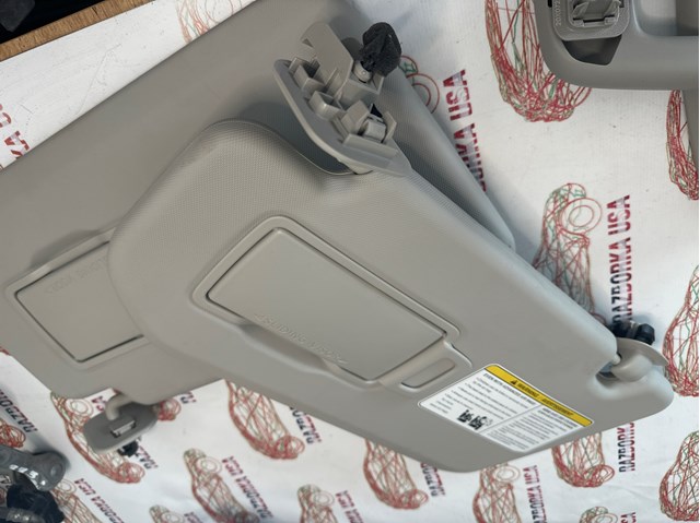 Козирок протисонячний 964016RA0A NISSAN