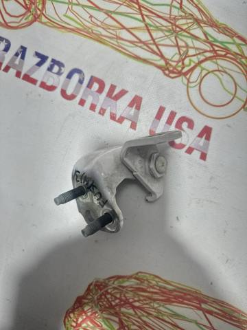 Петля задніх дверей, лівих BB5Z7826801C FORD