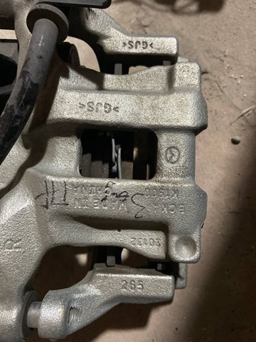 Супорт гальмівний задній правий BCYA2661X MAZDA