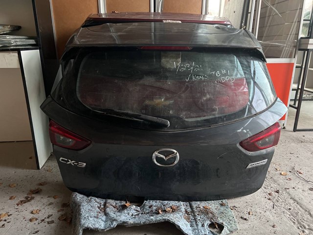 П'яті двері DKY06202XC MAZDA