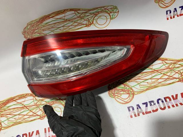 Фара задня права зовнішня DS7Z13404H FORD