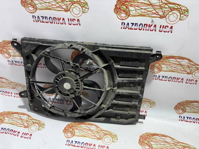 Дифузор радіатора охолодження, в зборі з двигуном і крильчаткою DS7Z8C607B FORD