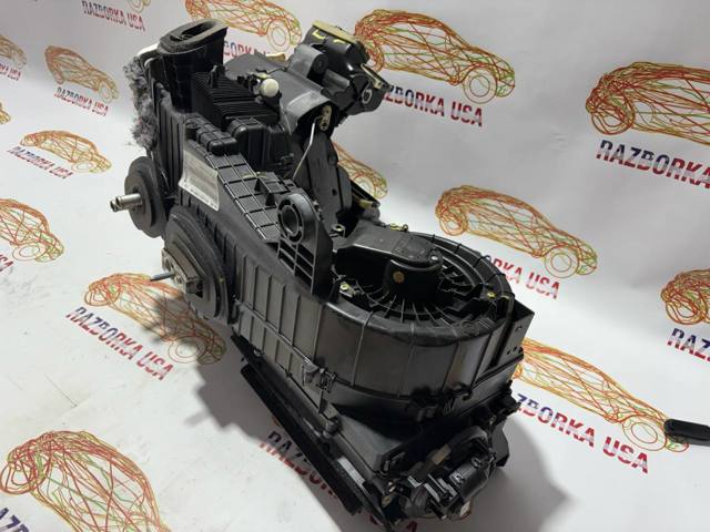 Отоплення та вентиляція EG9Z19B555H FORD