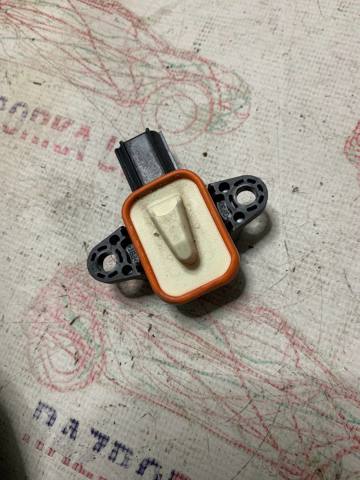 Датчик AIRBAG передній F2GT14C676AA FORD