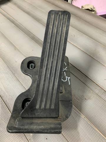 Педаль акселератора GHK341600 MAZDA