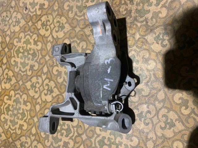 Права опора двигуна GHS439060A MAZDA