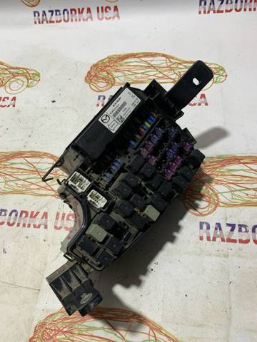 Корпус блока запобіжників KD4566767 MAZDA
