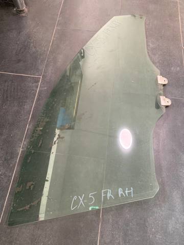 Скло пасажирських дверей KD5358510B MAZDA