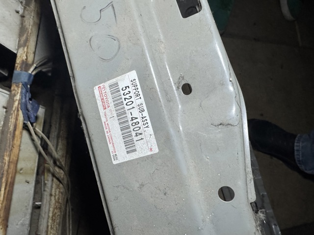 Кронштейн для радіатора 5320148041 TOYOTA