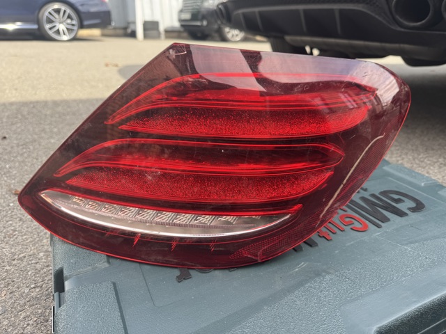 Задні ліхтарі A2139068200 MERCEDES