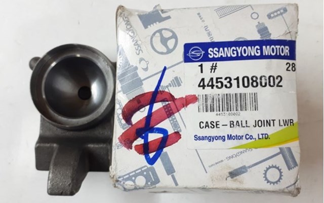 Кульова опора, нижня 4453108002 SSANG YONG