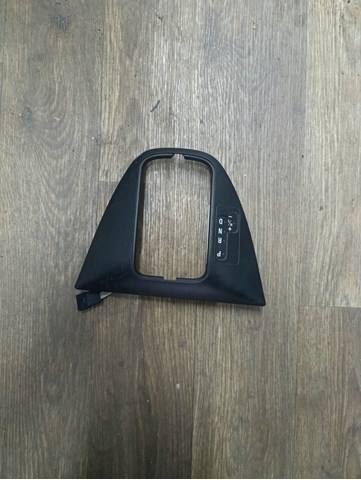 Облицювання важеля перемикання передач АКПП 51168408029 BMW