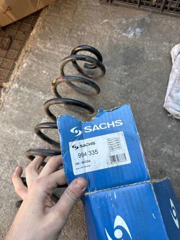 Пружина підвіски задня 994335 SACHS