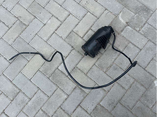 Фільтр-адсорбер паливних парів A0004700559 MERCEDES