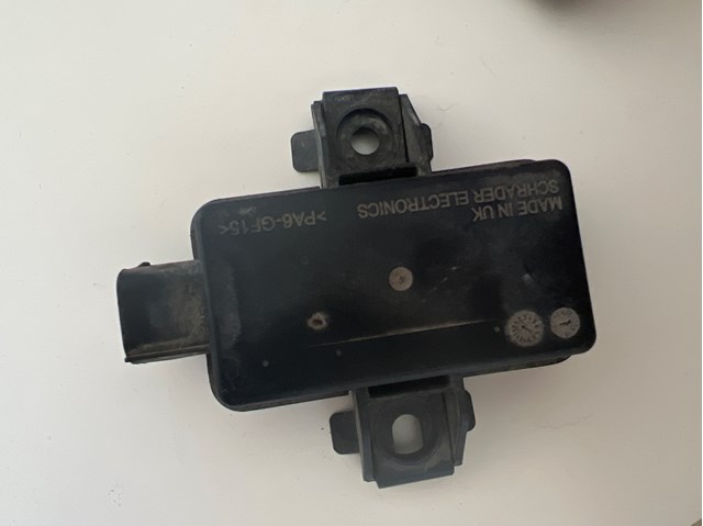 Блок системи контролю тиску в шинах A0009001105 MERCEDES
