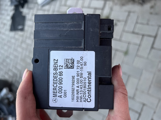 Модуль управління (ЕБУ) паливного насоса A0009006612 MERCEDES