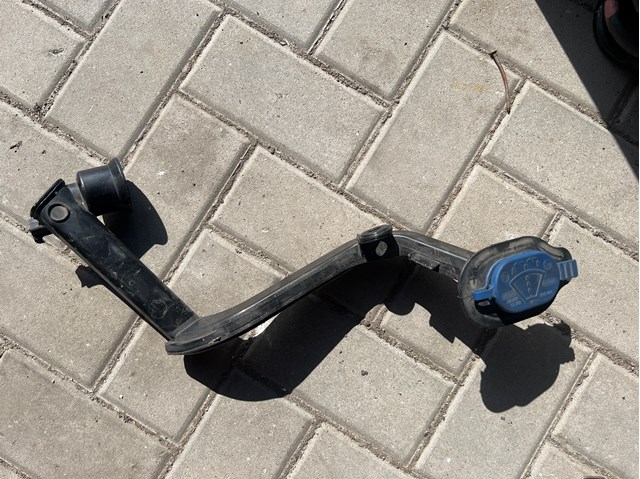 Горловина бачка омивача A2058600164 MERCEDES