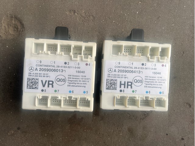 Блок комфорту передніх дверей A2059006013 MERCEDES